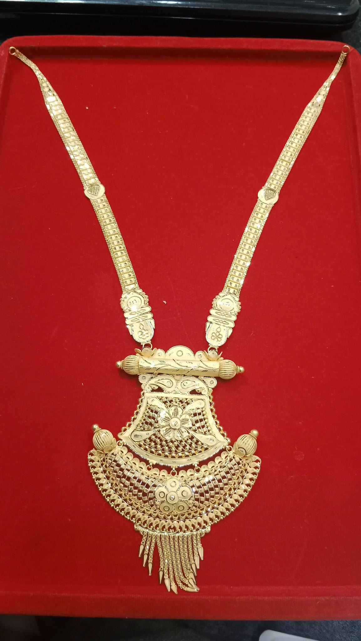 Gold Long Set Sarafa Bazar India