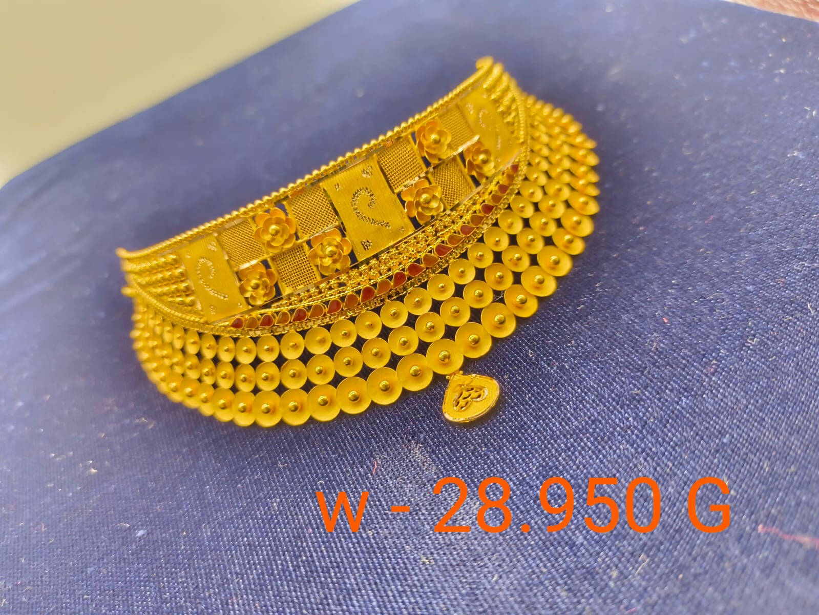 Gold Choker Sarafa Bazar India