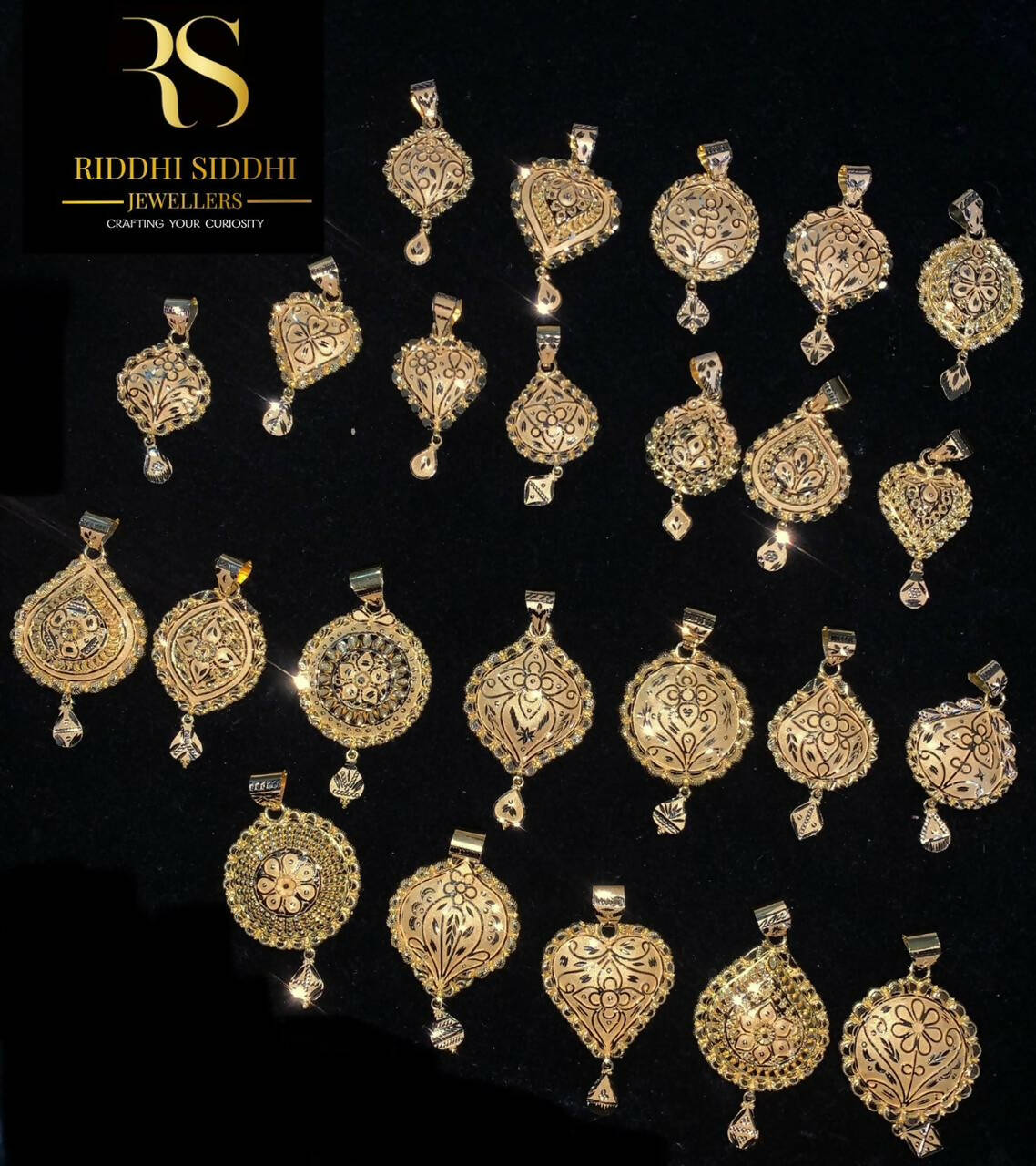 Gold Pendant Sarafa Bazar India