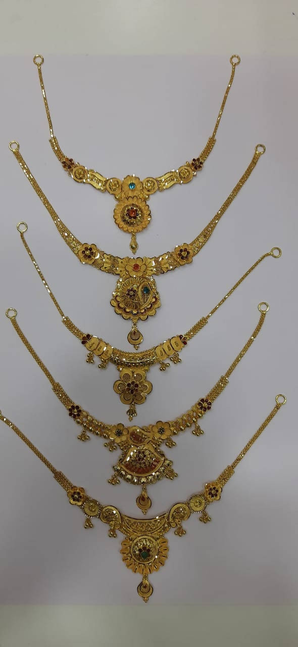 Gold Kanthi Set
