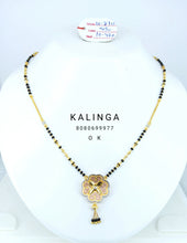 Gold Mangalsutra Sarafa Bazar India