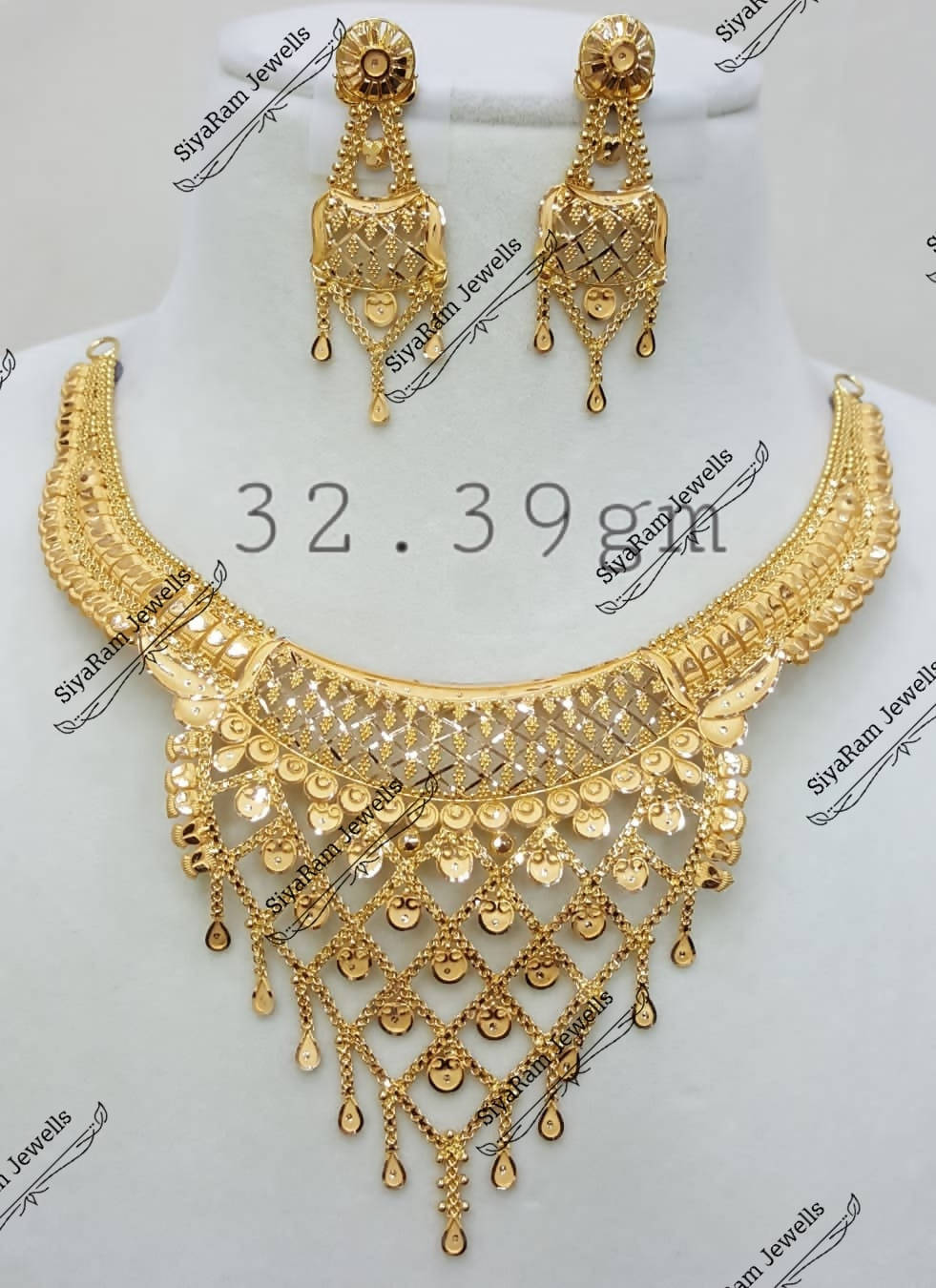 Gold Necklace Sarafa Bazar India