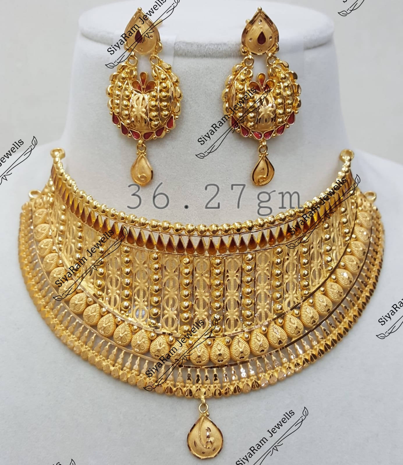 Gold Choker Sarafa Bazar India