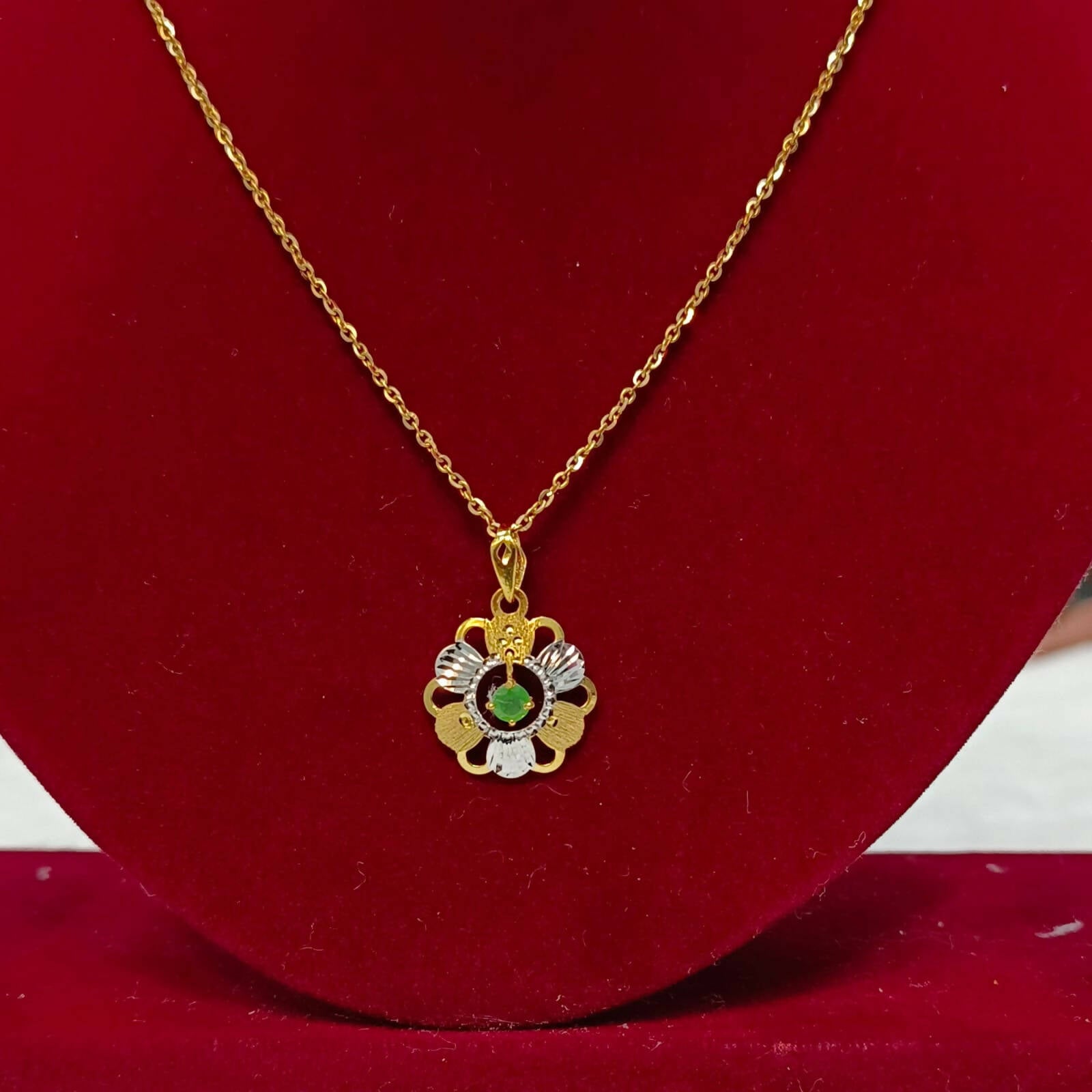 Turkish Italian Gold Pendant Sarafa Bazar India