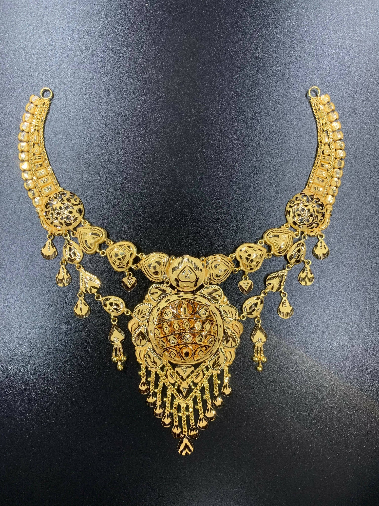 Gold Necklace Sarafa Bazar India