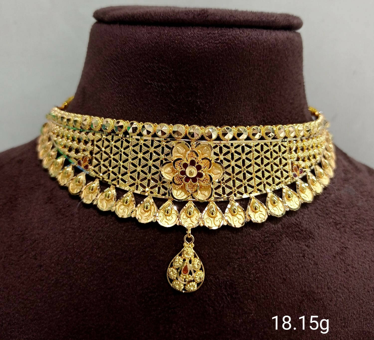 Gold Choker Sarafa Bazar India