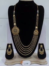 Antique temple toda Sarafa Bazar India