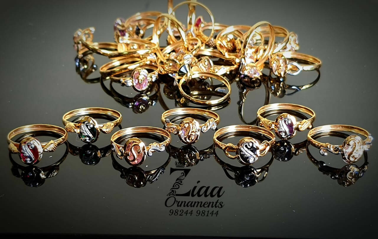 Light Weight Gold Stone Ladies Ring Sarafa Bazar India