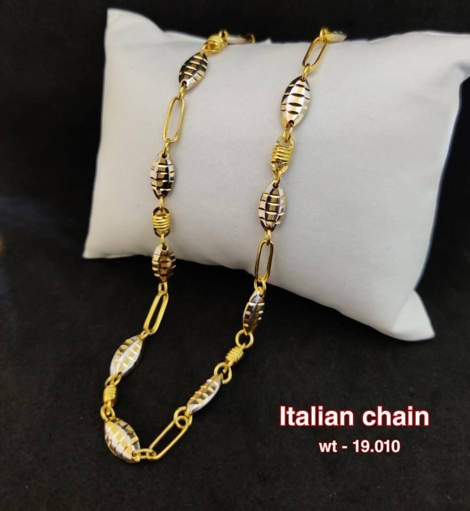916 Italian Chain Sarafa Bazar