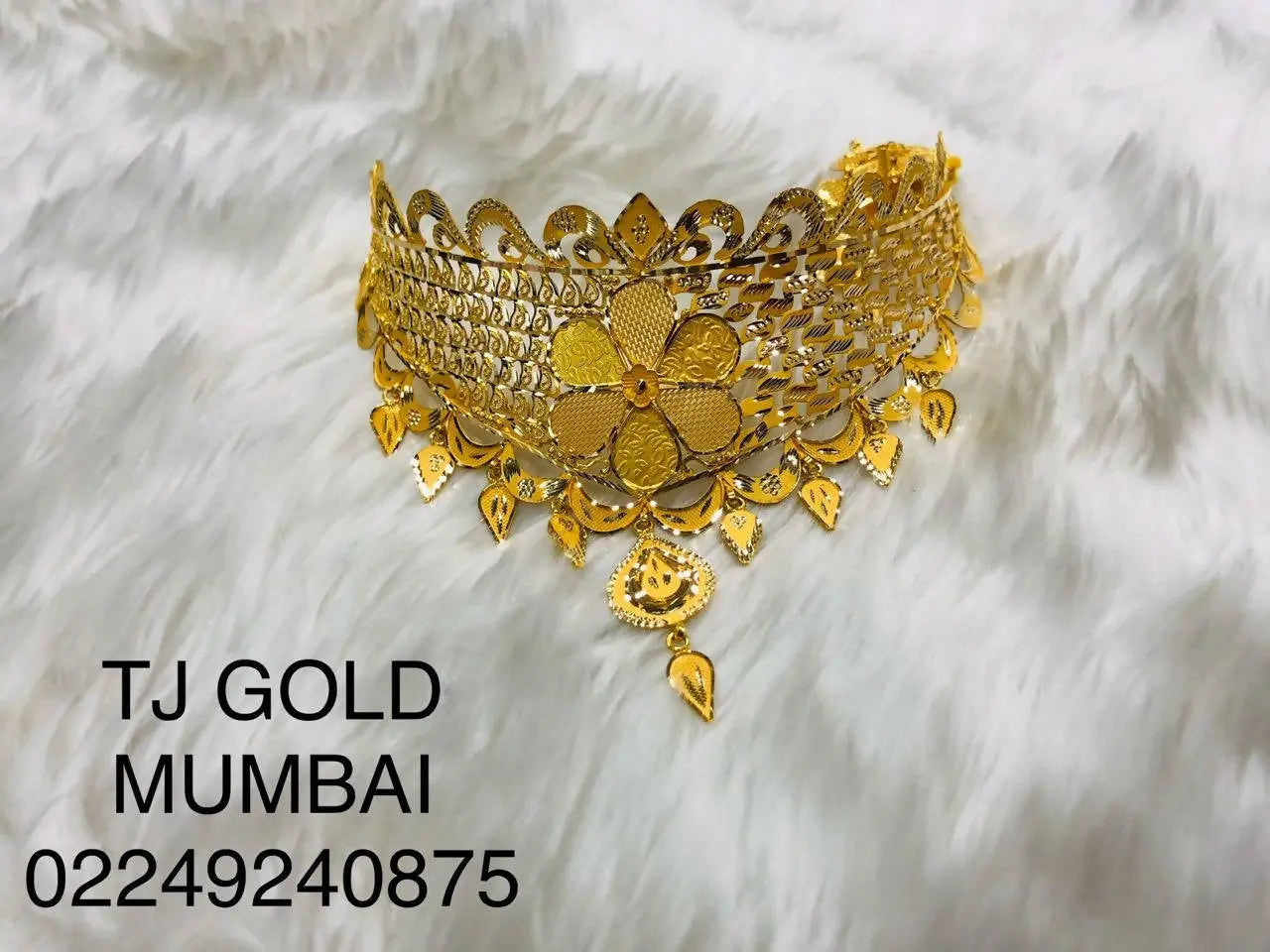 Gold Choker Sarafa Bazar India