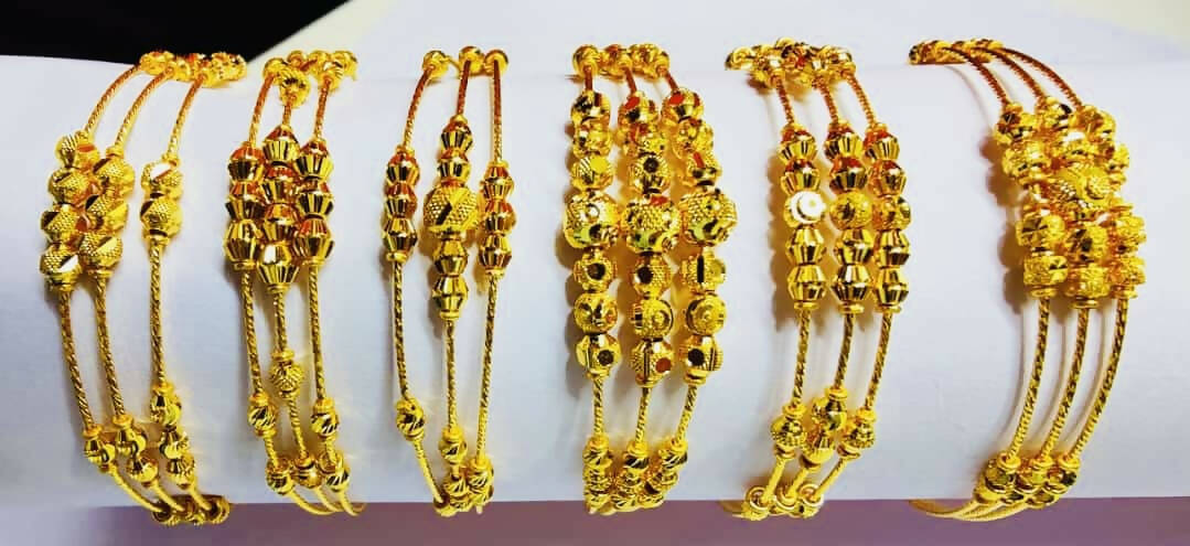 Vertical Barcelet Sarafa Bazar India