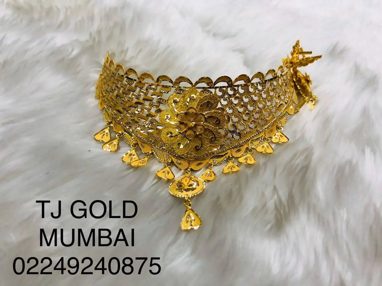 Gold Choker Sarafa Bazar India