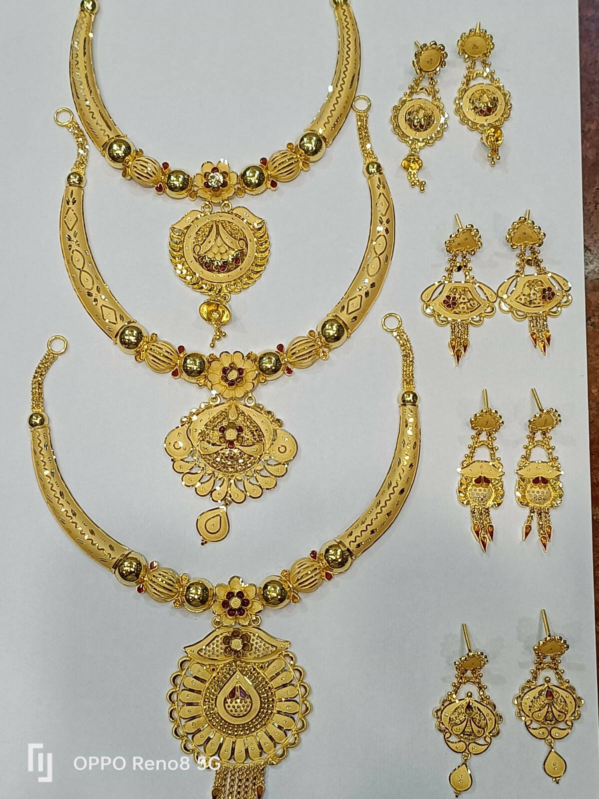 Gold Necklace & Earring Sarafa Bazar India