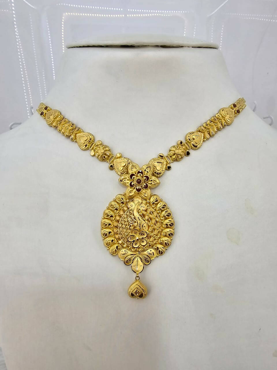 Gold Necklace Sarafa Bazar India