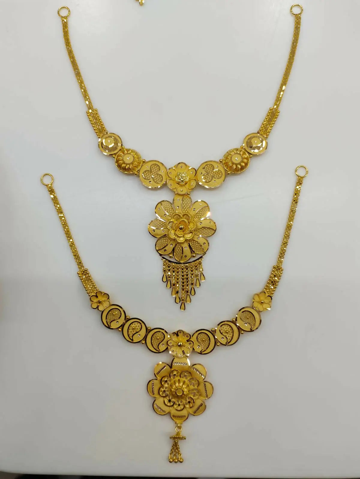 Gold Necklace Sarafa Bazar India