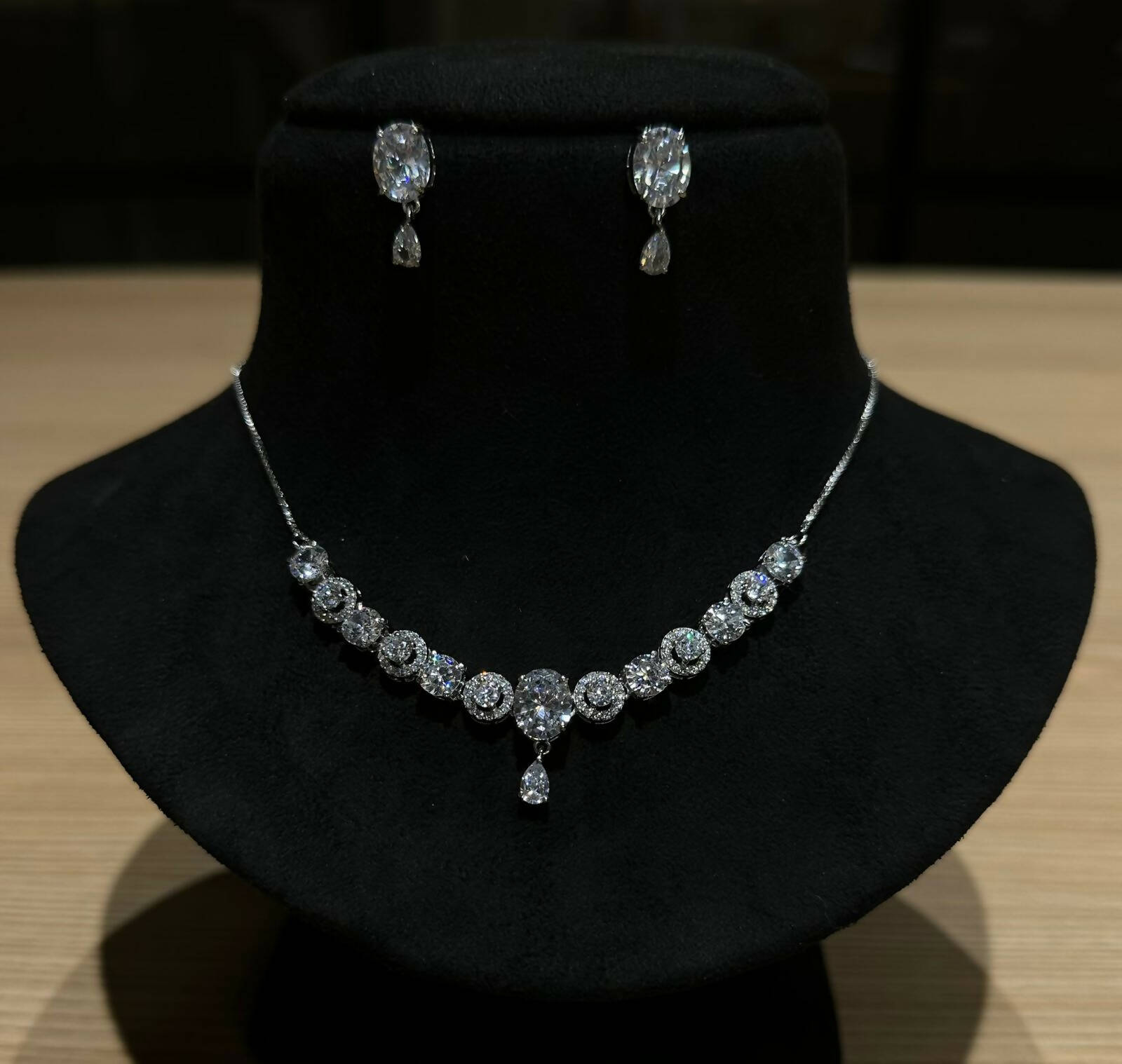 925 Silver Solitaire Short Necklace Sets Sarafa Bazar India