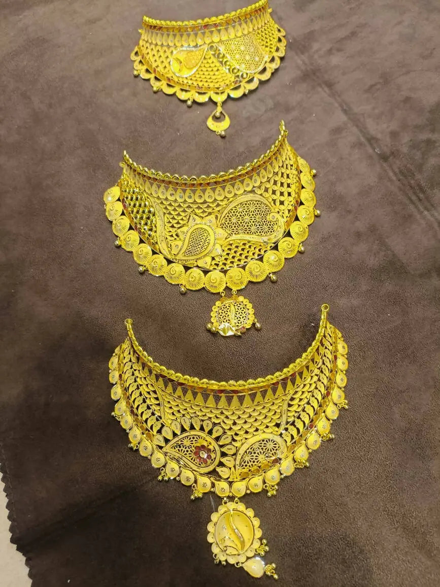 Gold Choker Sarafa Bazar India