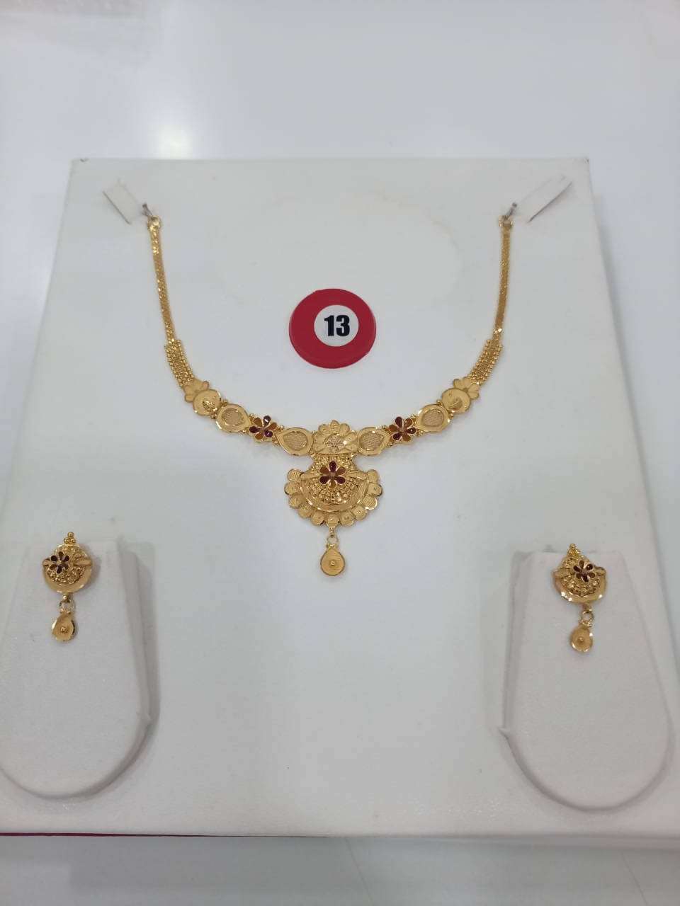 Gold Necklace Sarafa Bazar India