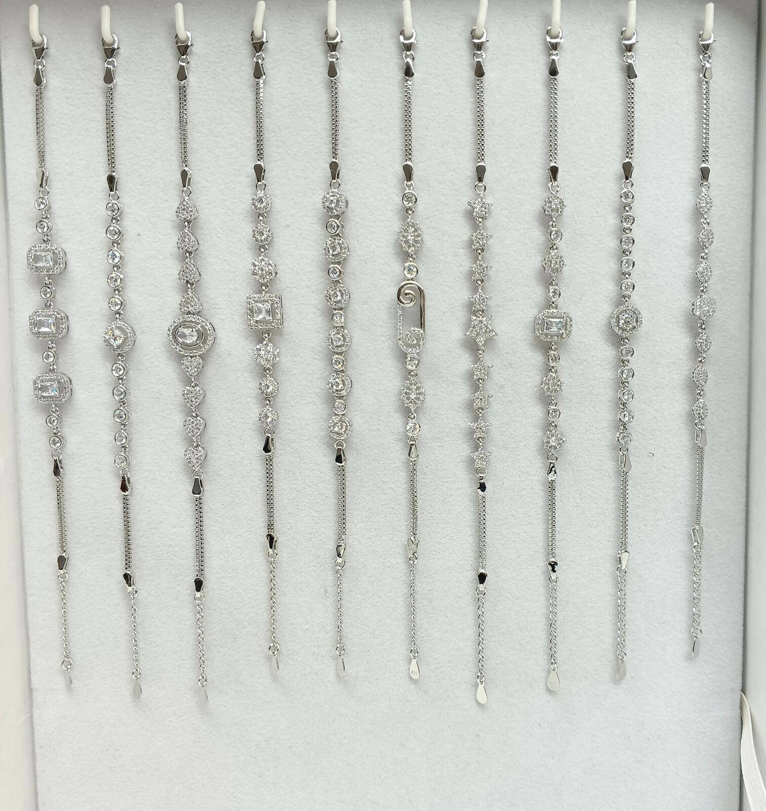 925 Silver Ladies Bracelets Sarafa Bazar India