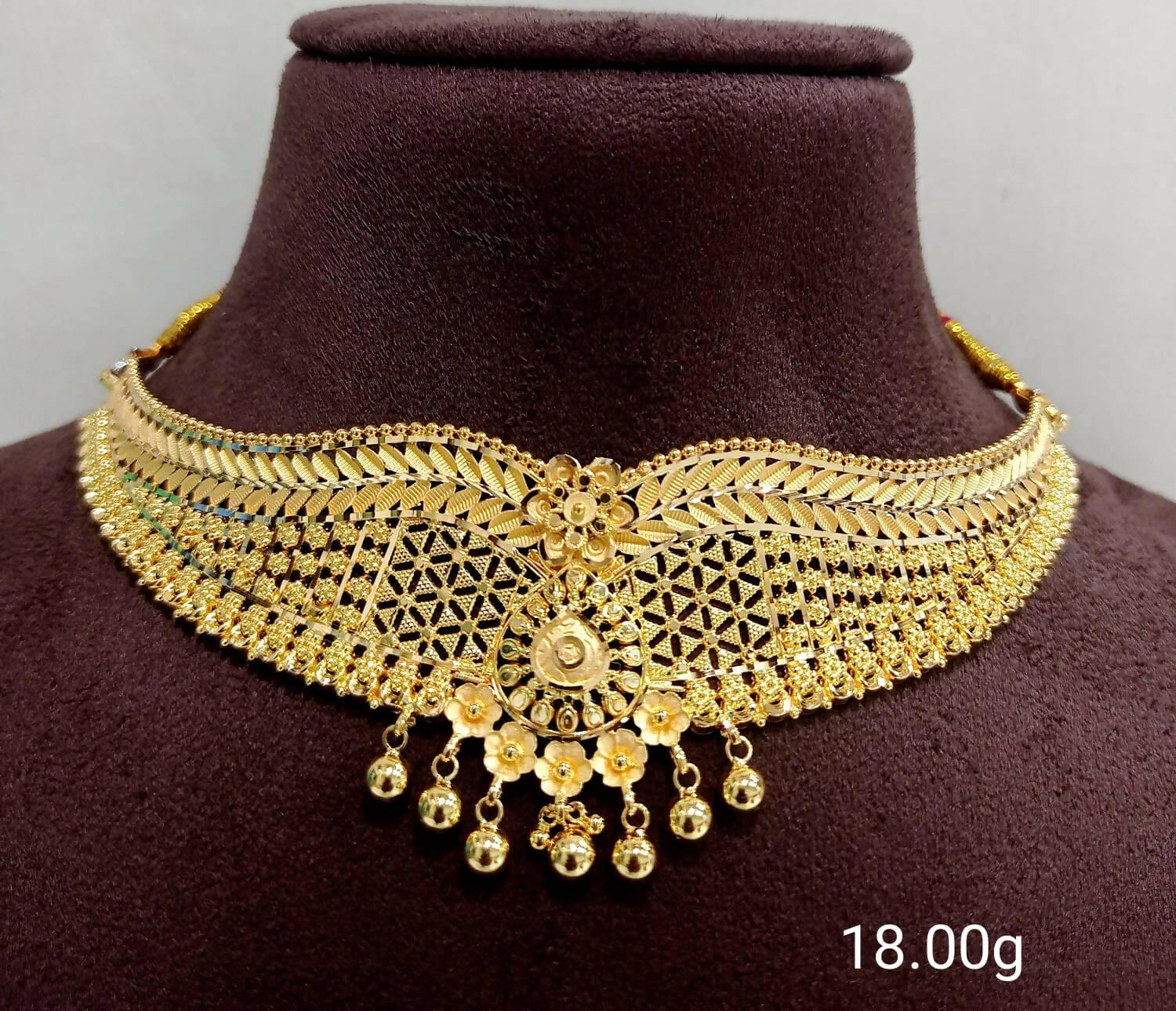 Gold Choker Sarafa Bazar India