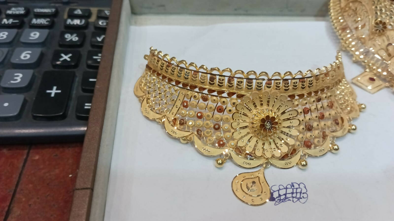 Gold Choker Sarafa Bazar India