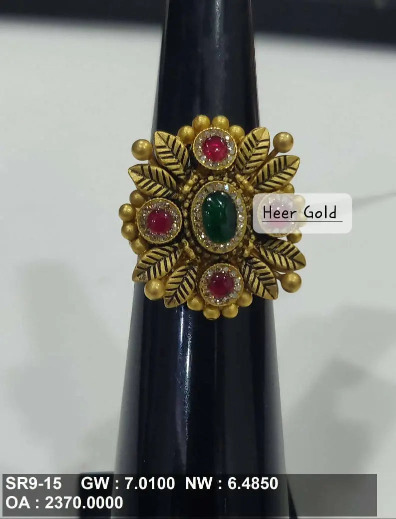 Antique Ladies Ring Sarafa Bazar India
