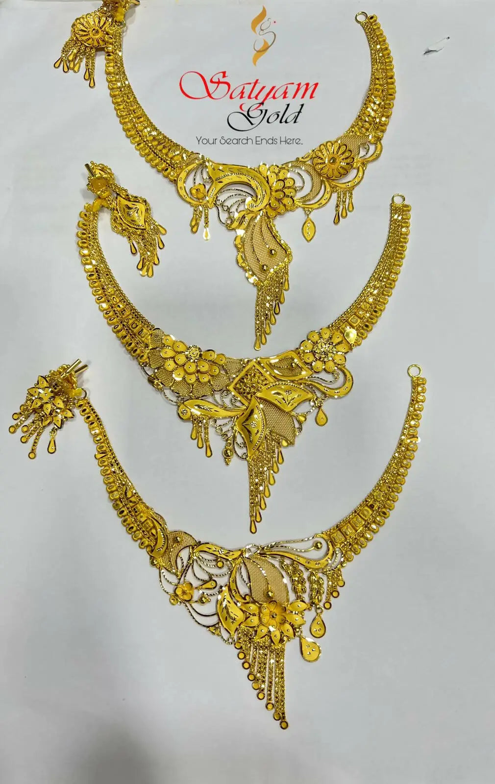 Gold Necklace Sarafa Bazar India