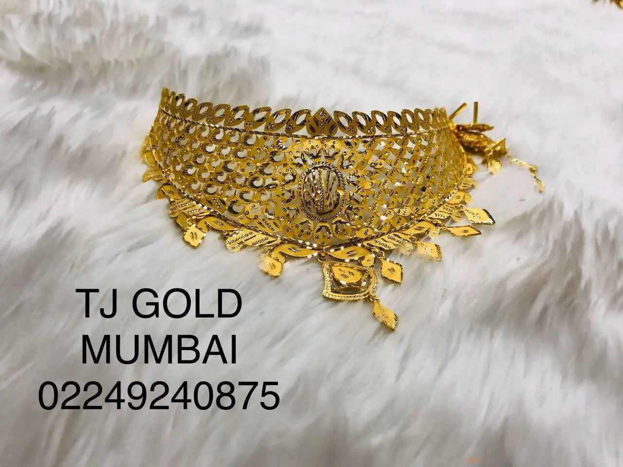 Gold Choker Sarafa Bazar India