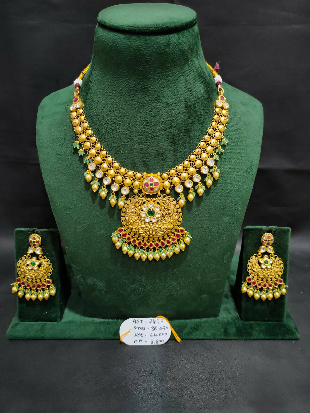 Antique gold set Sarafa Bazar India