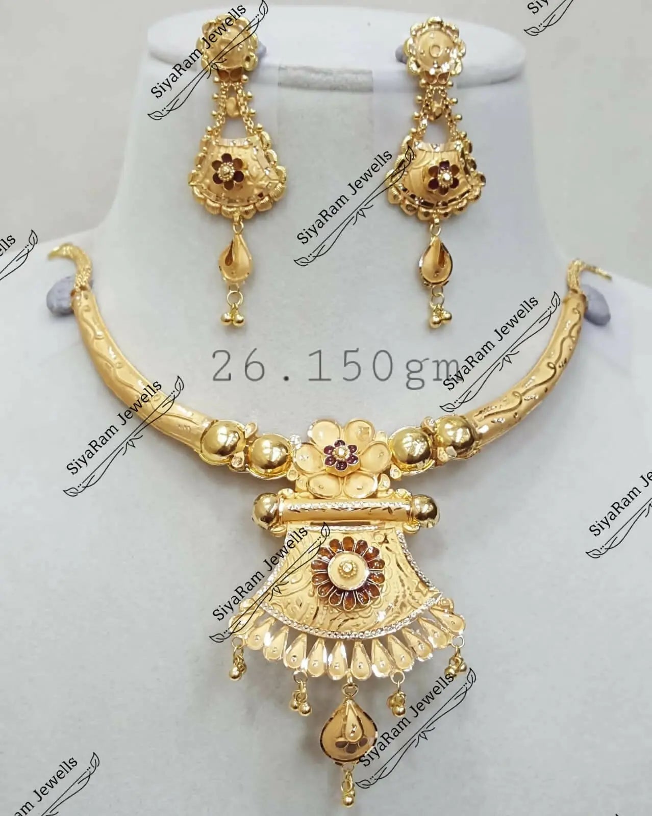 Gold Necklace Sarafa Bazar India