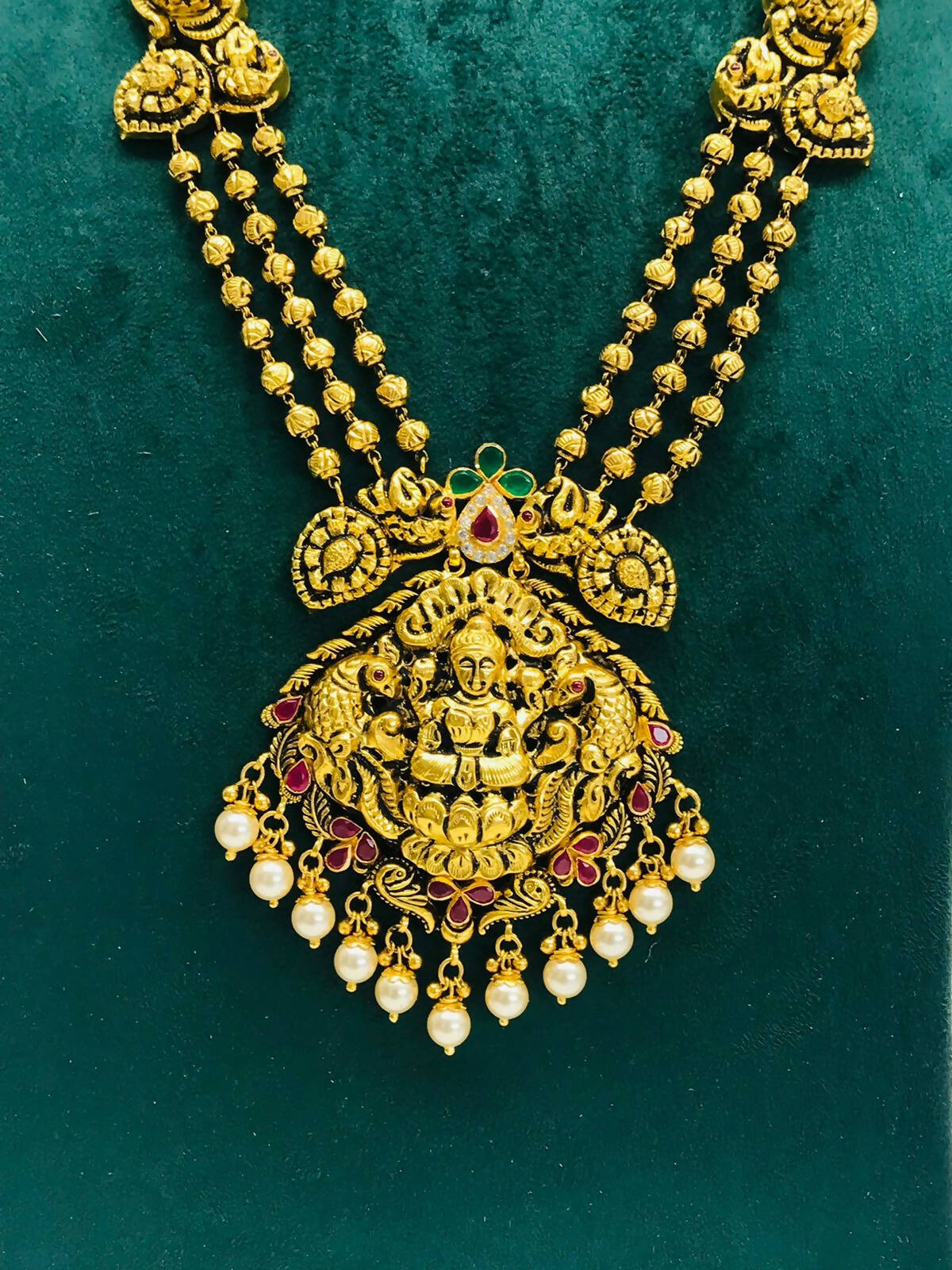 Temple Gold Jewellery Sarafa Bazar India