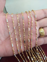 Vertical chain Sarafa Bazar