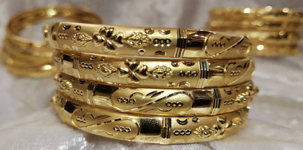 Gold bangles Sarafa Bazar