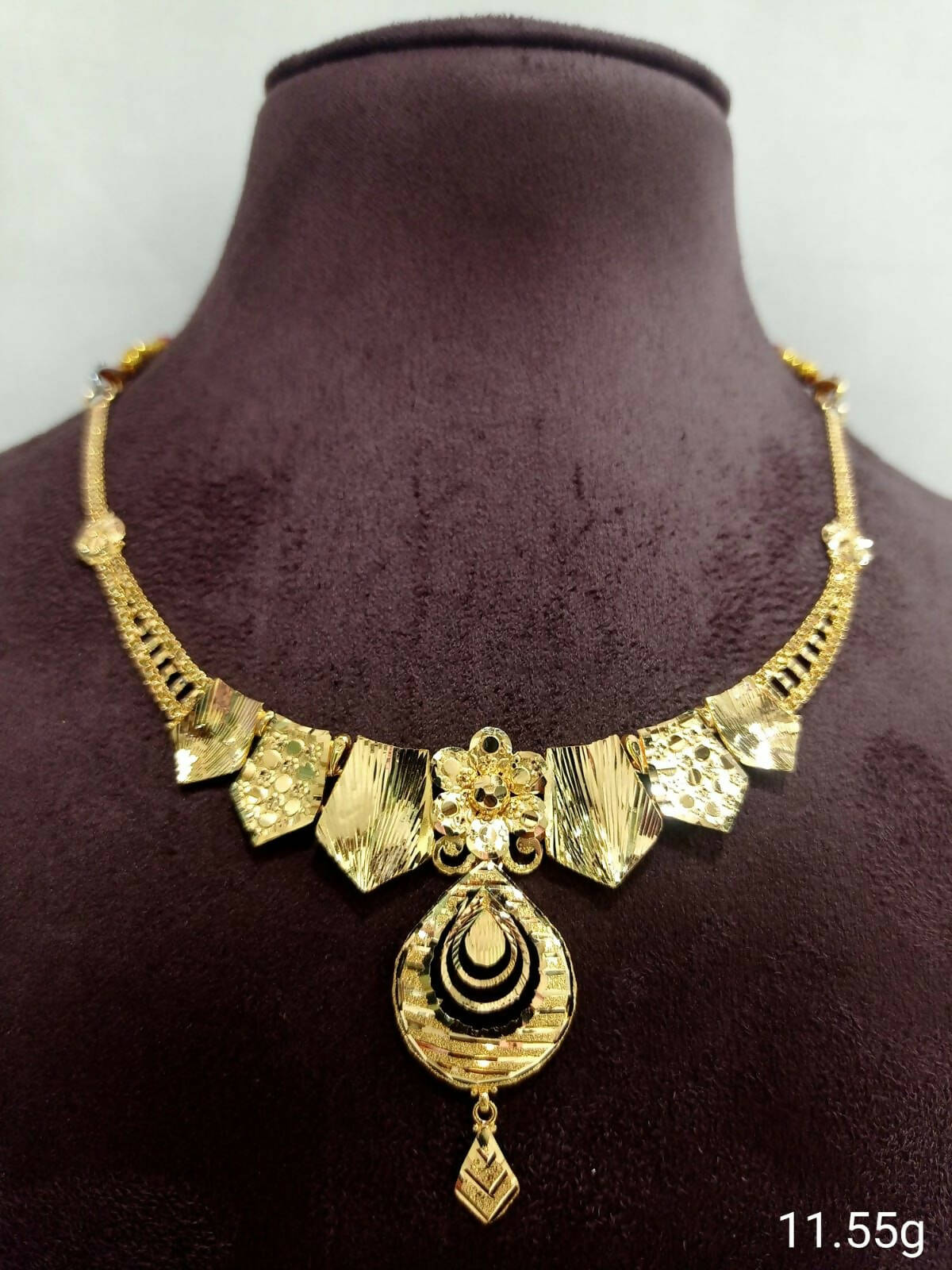 Gold Necklace Sarafa Bazar India