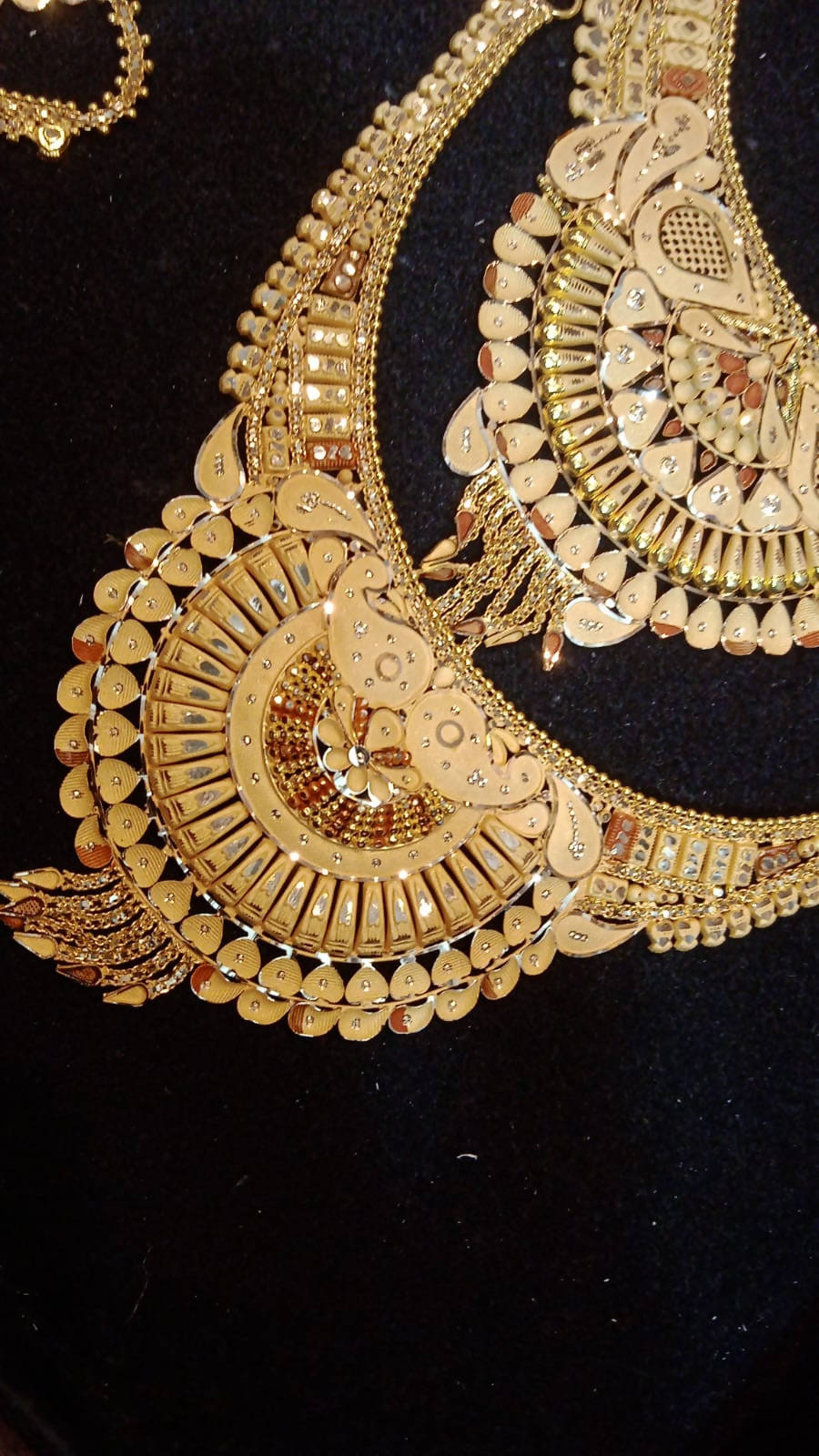 Gold Necklace Sarafa Bazar India