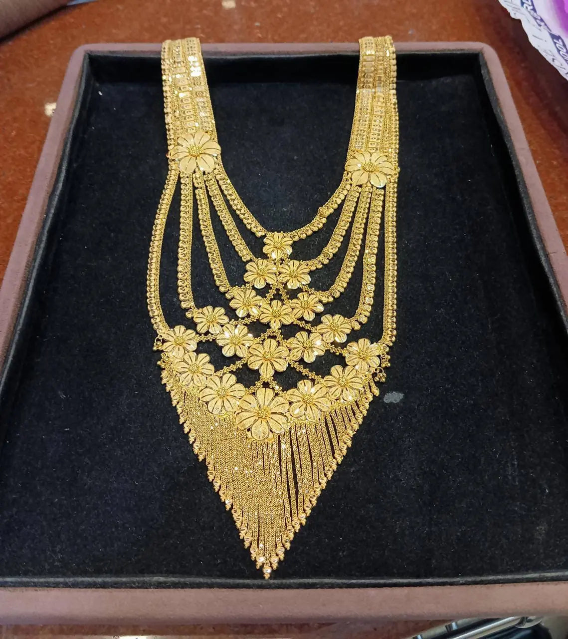 Gold Long Set Sarafa Bazar India