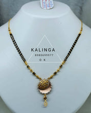 Gold Mangalsutra Sarafa Bazar India