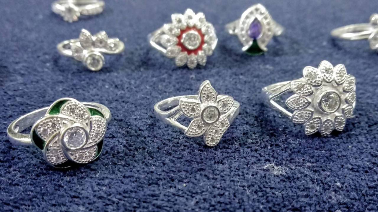 Silver Micro Rings Sarafa Bazar