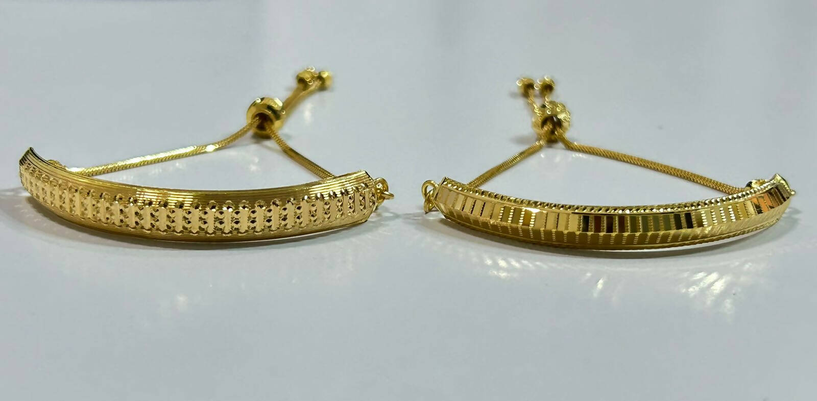 Gold Ladies Bracelet Sarafa Bazar India