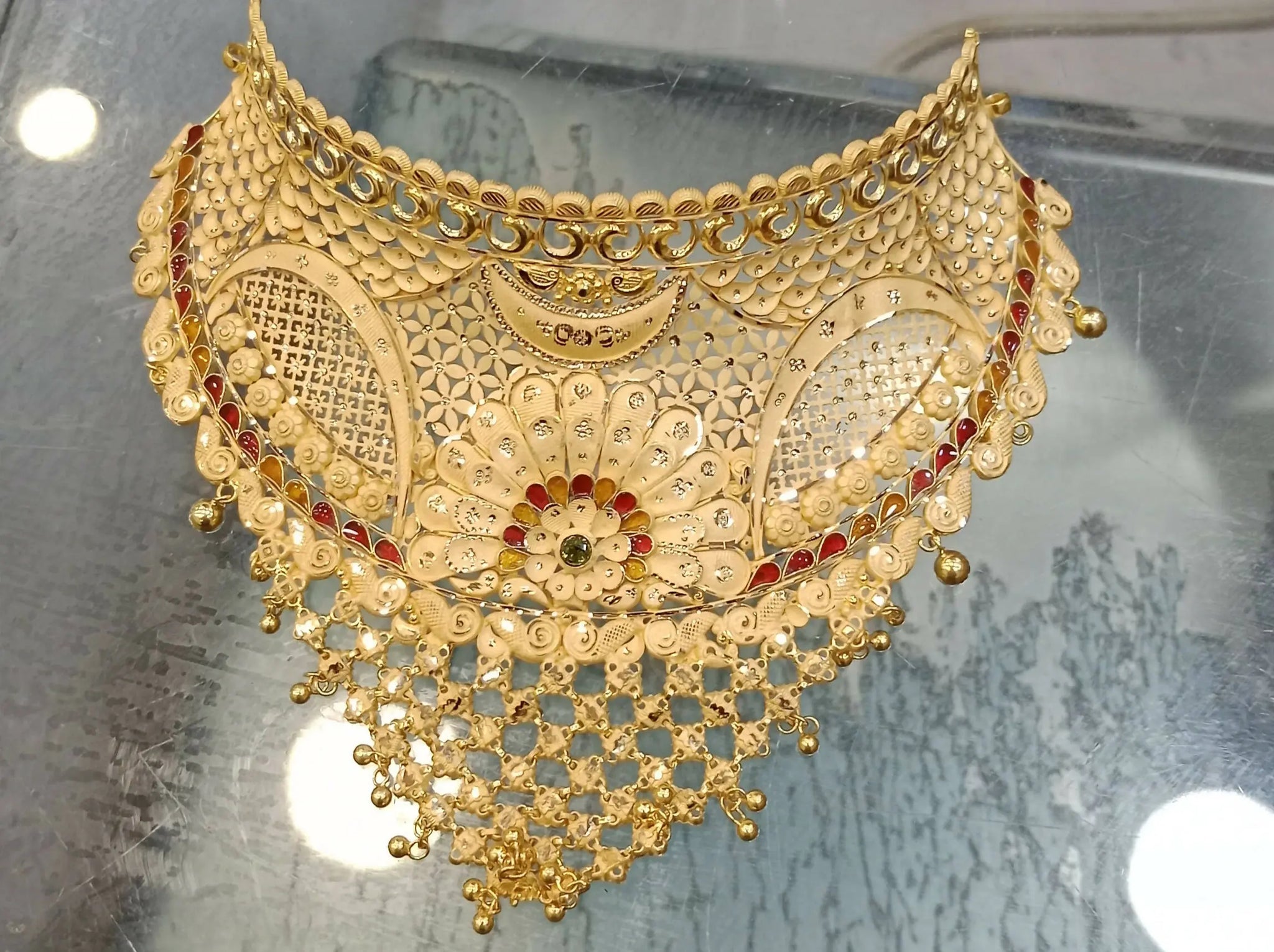 Gold Choker Sarafa Bazar India