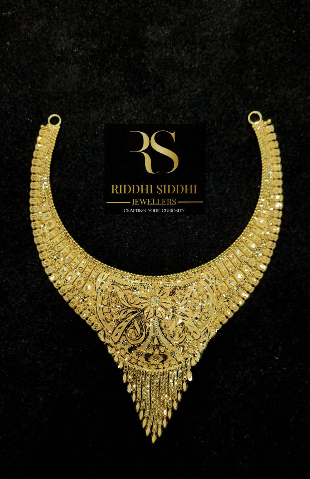 Gold Necklace Sarafa Bazar India