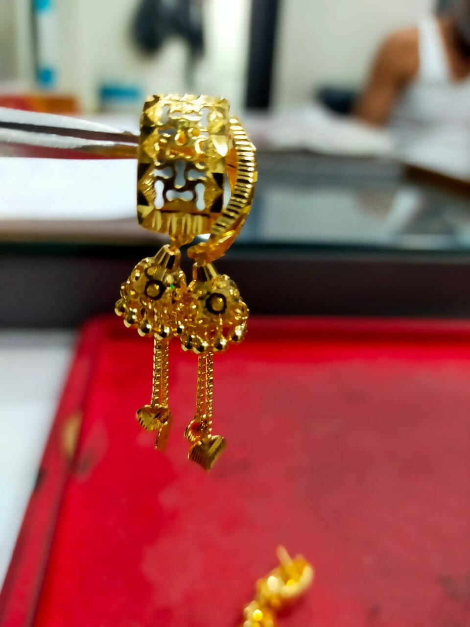 GUINEA GOLD RAJKOT BALI/HOOP - Guinea - The Hallmark Jewellers