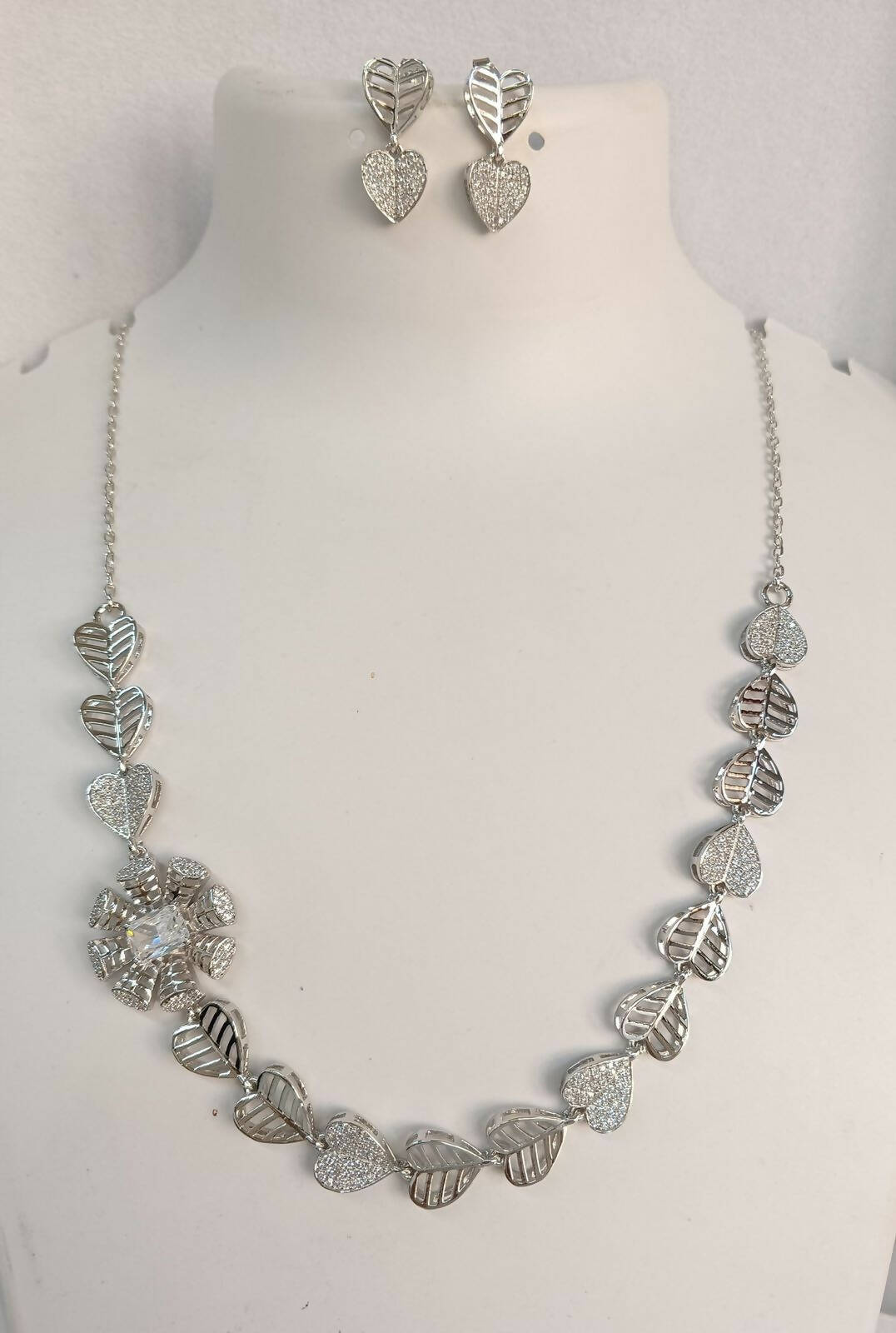 Silver Necklace Sarafa Bazar India