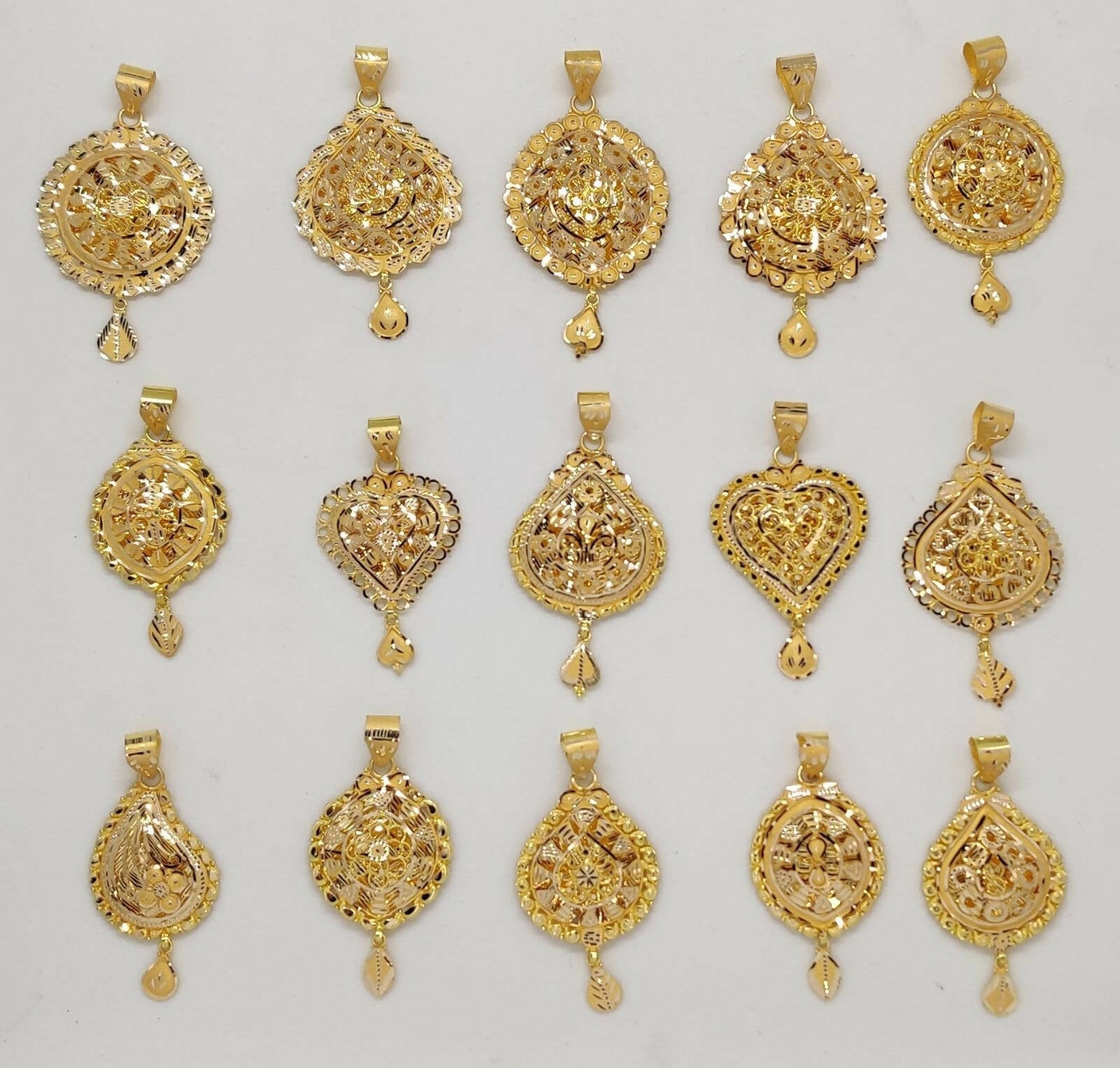 Gold Pendant Sarafa Bazar India