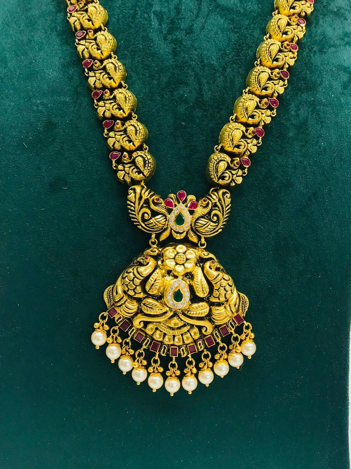 Temple Gold Long Set Sarafa Bazar India