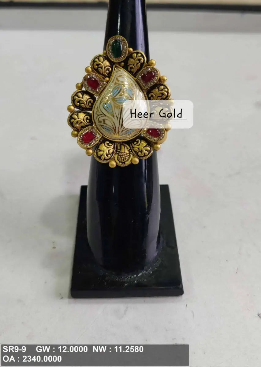 Antique Ladies Ring Sarafa Bazar India