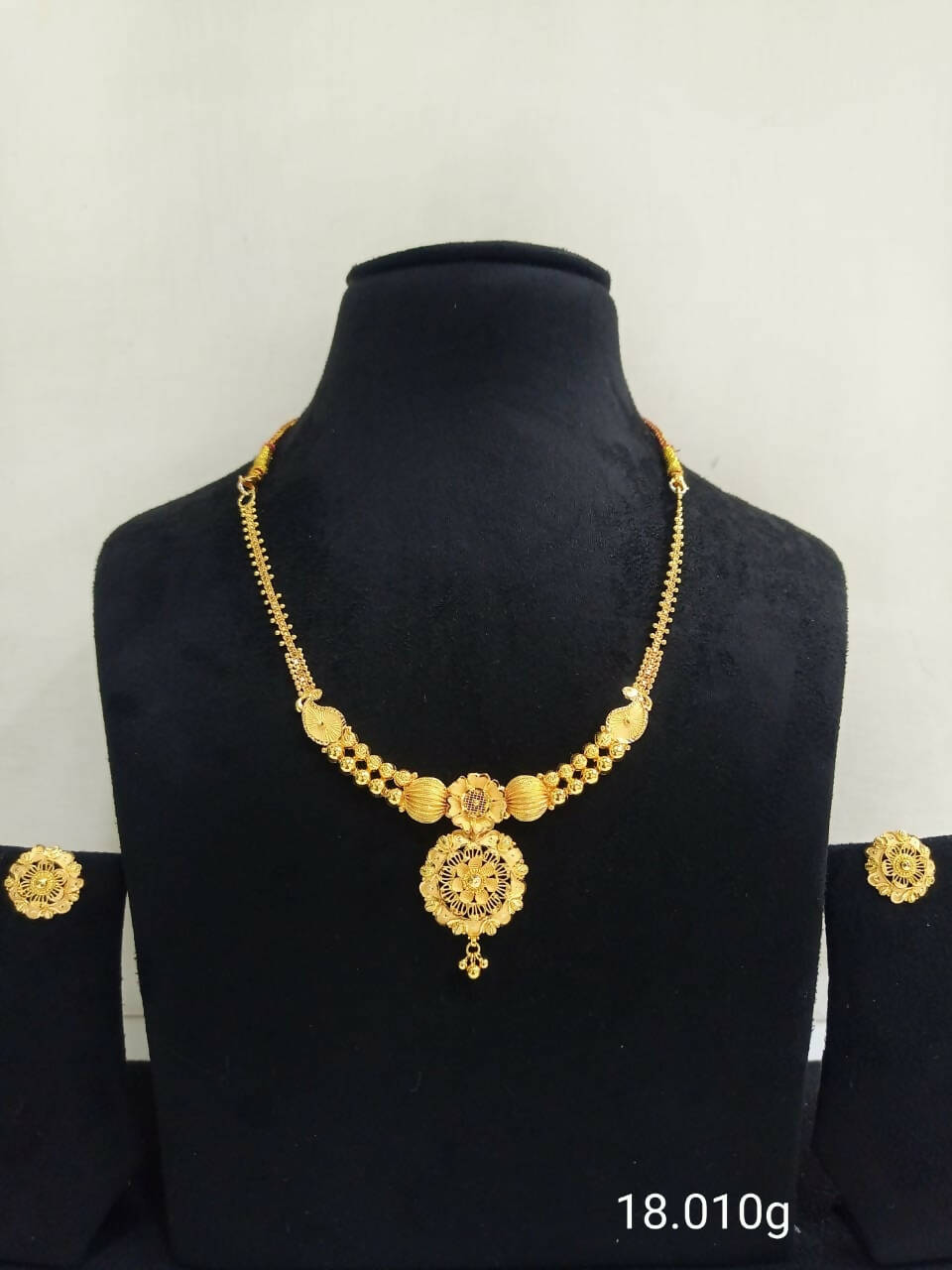 Gold Necklace Sarafa Bazar India