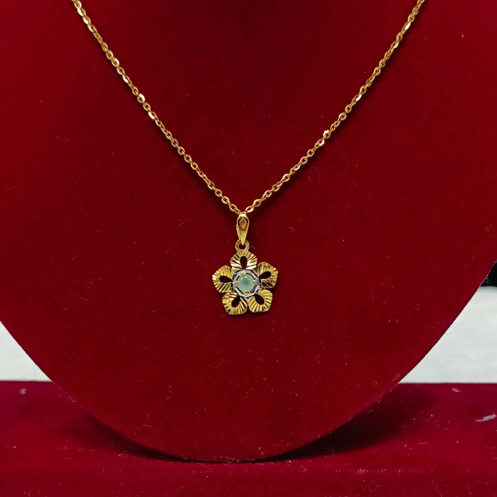 Turkish Italian Gold Pendant Sarafa Bazar India