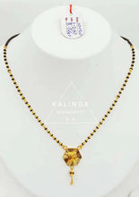 Gold Mangalsutra Sarafa Bazar India