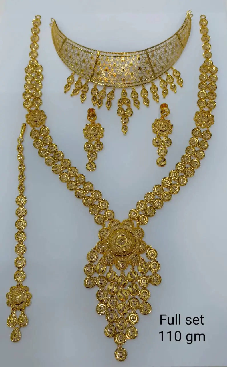 Turkey Necklace, Choker and Maang Tikka Sarafa Bazar India